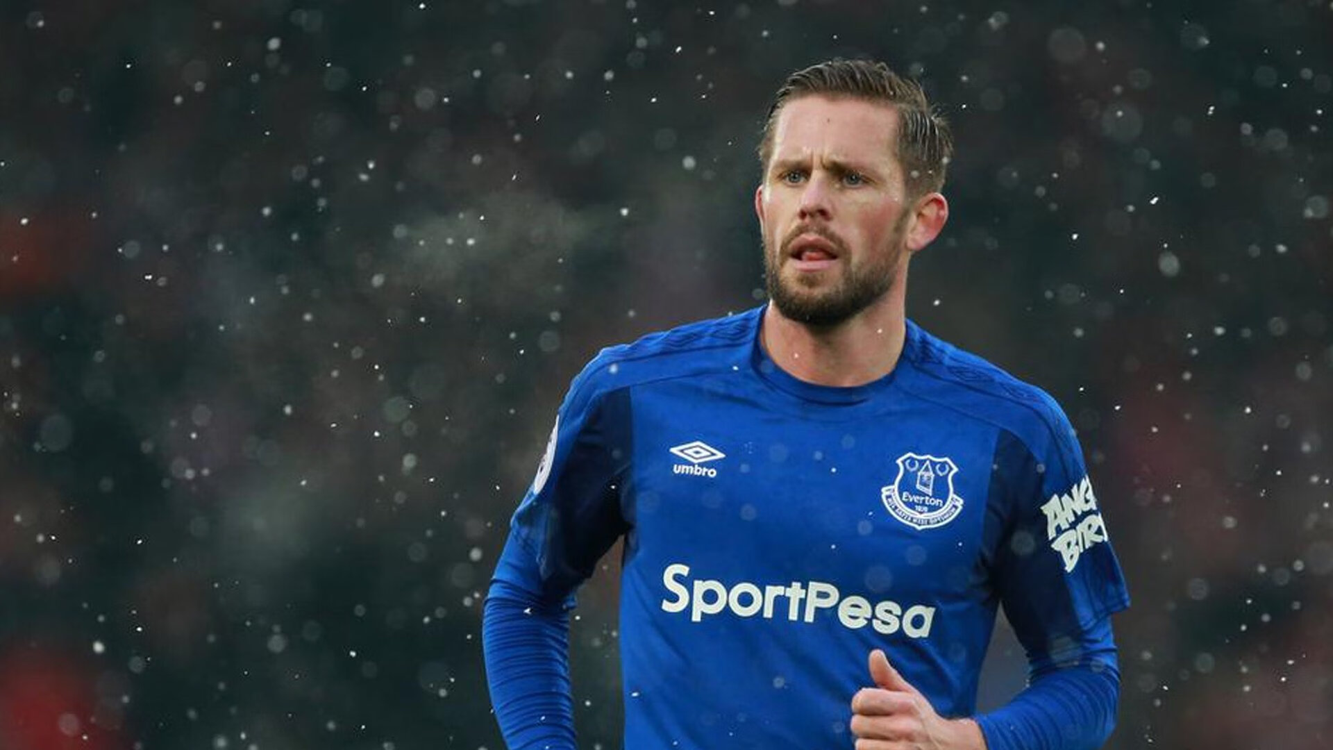 从伊比利亚到桑巴海岸,当皇家社会轻取巴西,C罗如何成为那个夜晚的终极落笔?